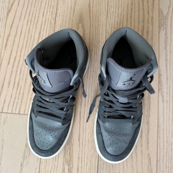 NIKE Air Jordan 1 Mid SE - Picture 3 of 5